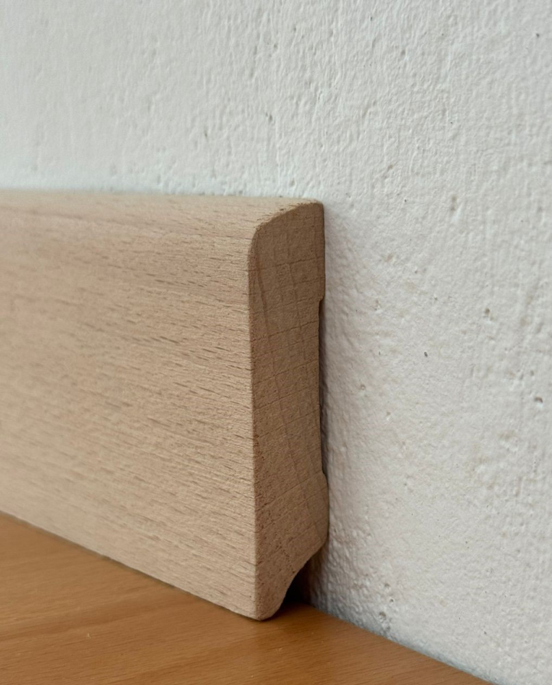 Плинтус массив Бук прямой без покрытия 75х17мм